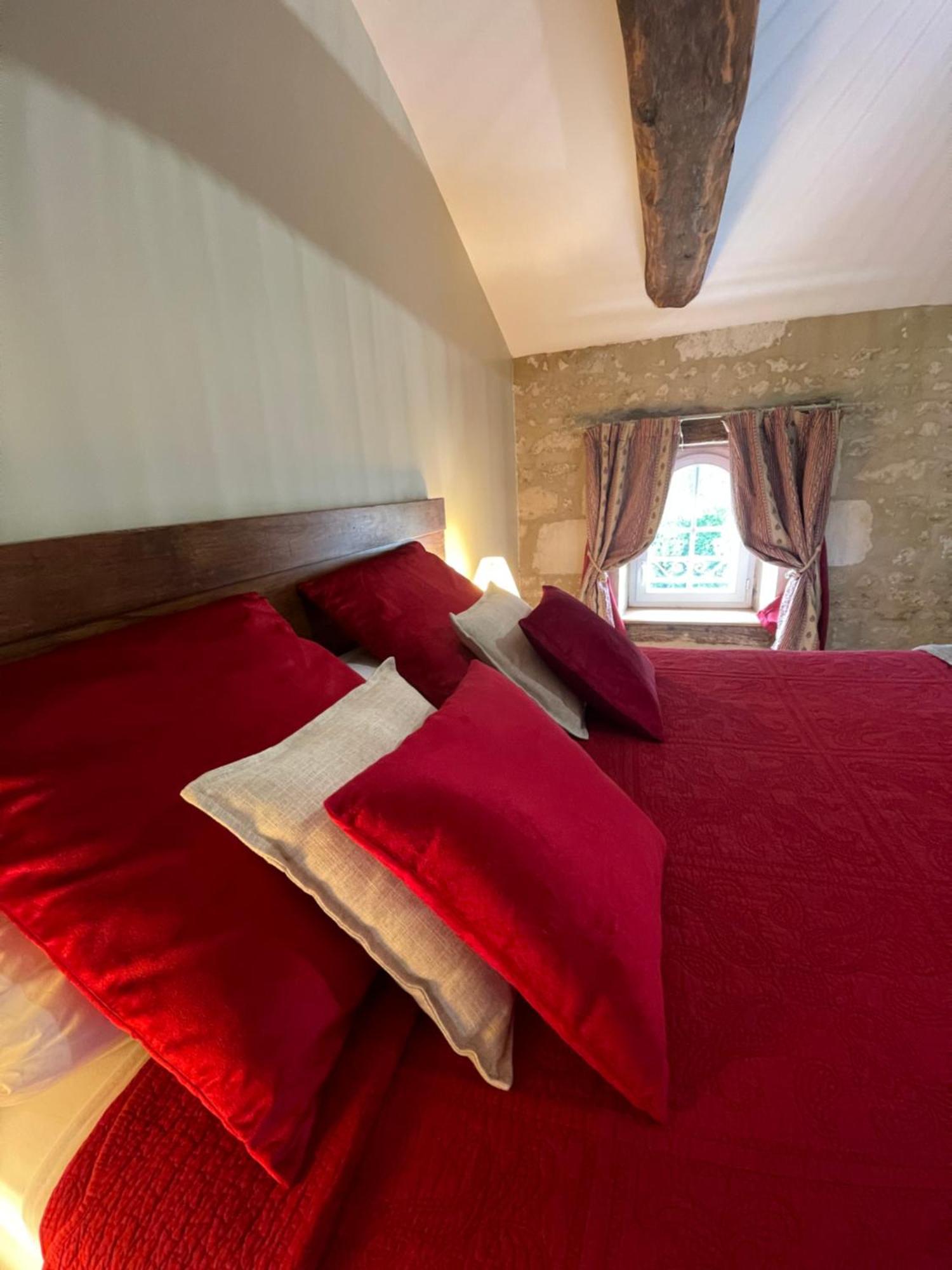Chambres D'Hotes Le Tilleul Saint-Hilaire-des-Loges Esterno foto