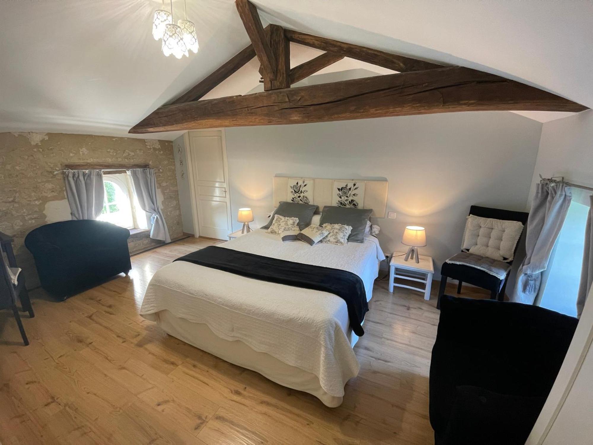 Chambres D'Hotes Le Tilleul Saint-Hilaire-des-Loges Esterno foto